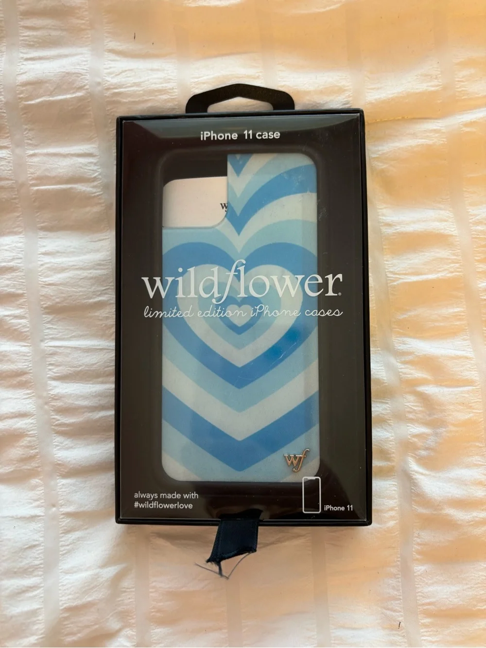 Wildflower Blue Heart Pattern Phone Case